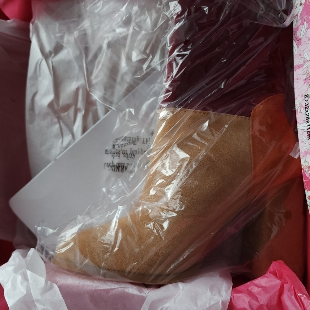 Chinese Laundry Tri Color Suede Booties New In Box - Picture 11 of 15